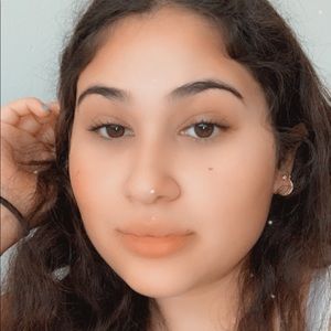 Meet your Posher, Karina